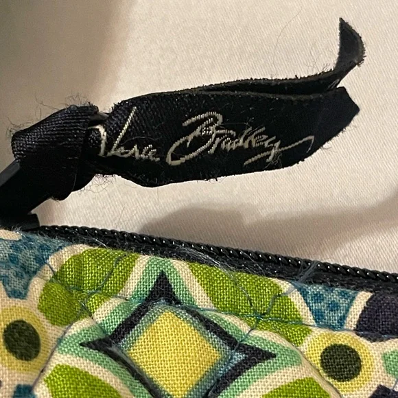 Vera Bradley Green and Blue Quilted Shoulder Bag - Picture 3 of 4